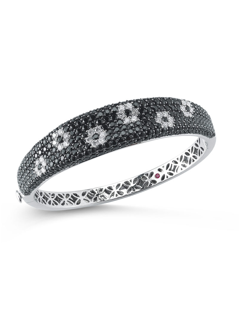 Small Bangle with Diamonds and Sapphire Flowers