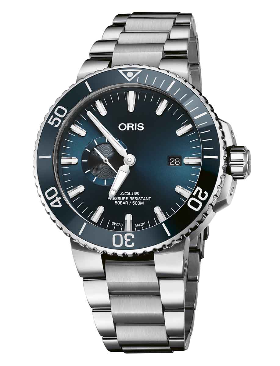 Aquis Small Second Date 45.5mm