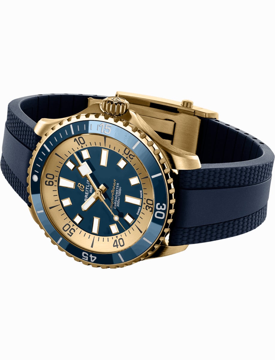 Breitling Superocean Automatic 44 N173761A1C1S1 Side