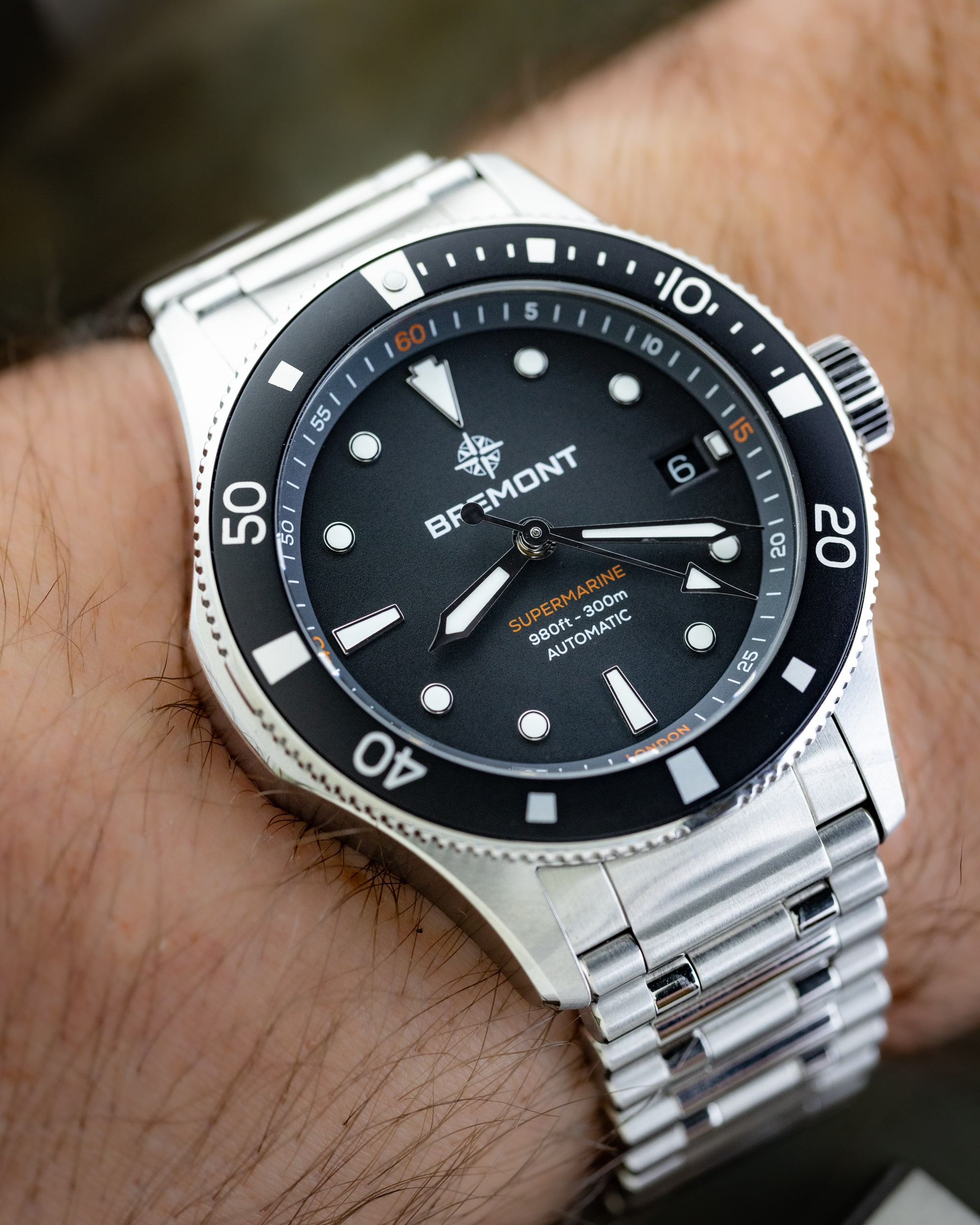 Bremont Supermarine 300M Date SM40-DT-SS-BK-B Hotlist