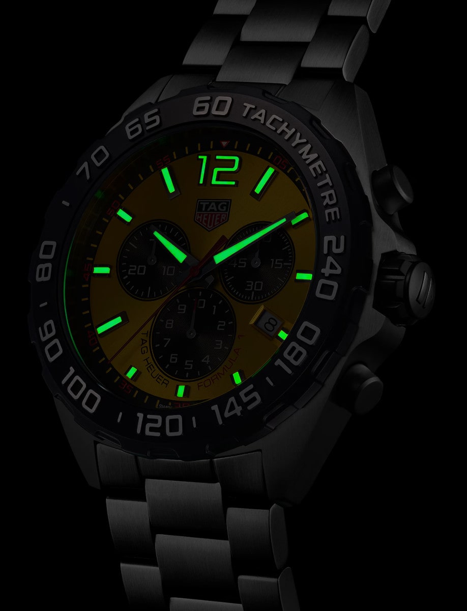 Tag Heuer Formula 1 Chronograph CAZ101AMBA0842 luminous