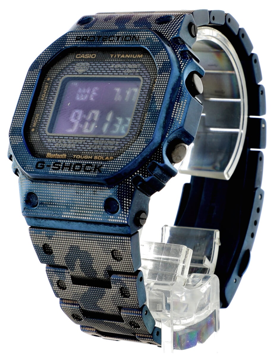 Pre-Owned G-Shock GMW-B5000 Series GMW-B5000TCF-2 front left