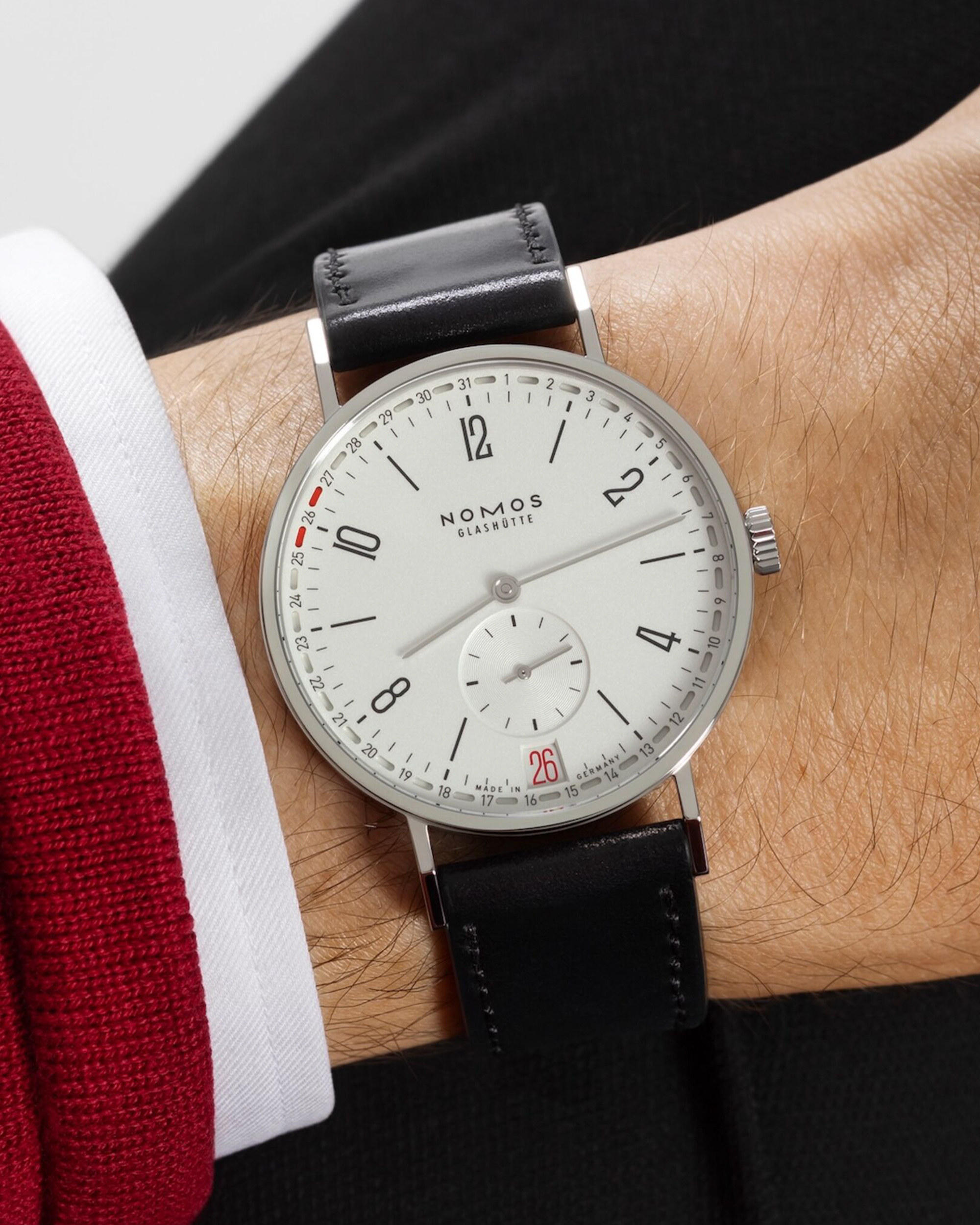 NOMOS Tangente 2date