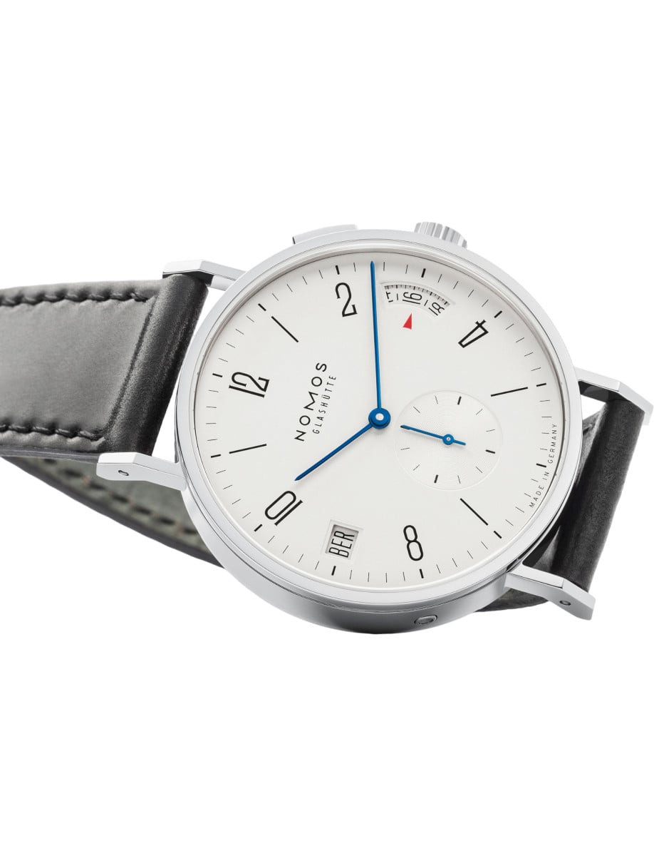 Nomos Tangomat GMT 635 Side