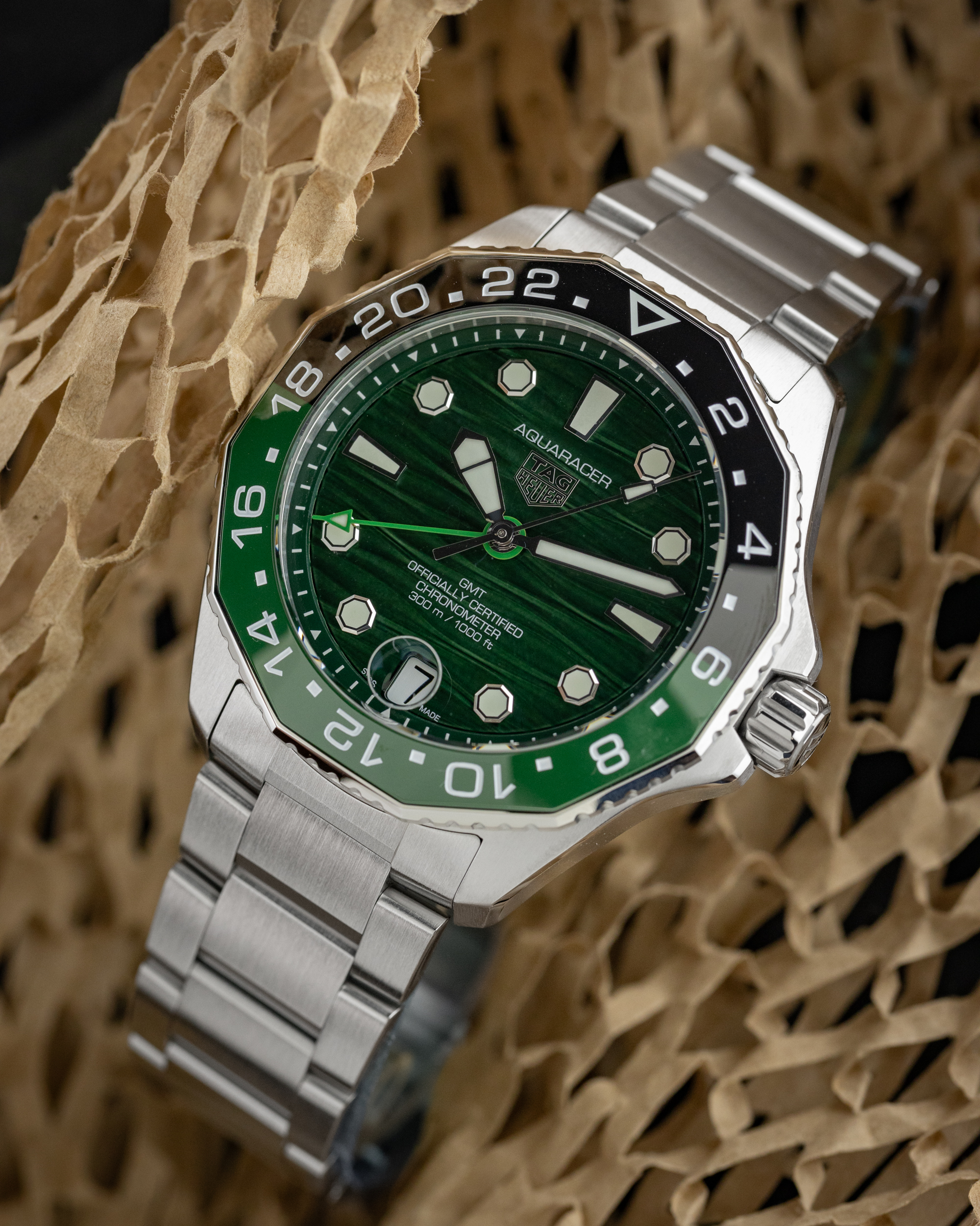 TAG HEUER AQUARACER PROFESSIONAL 300 GMT