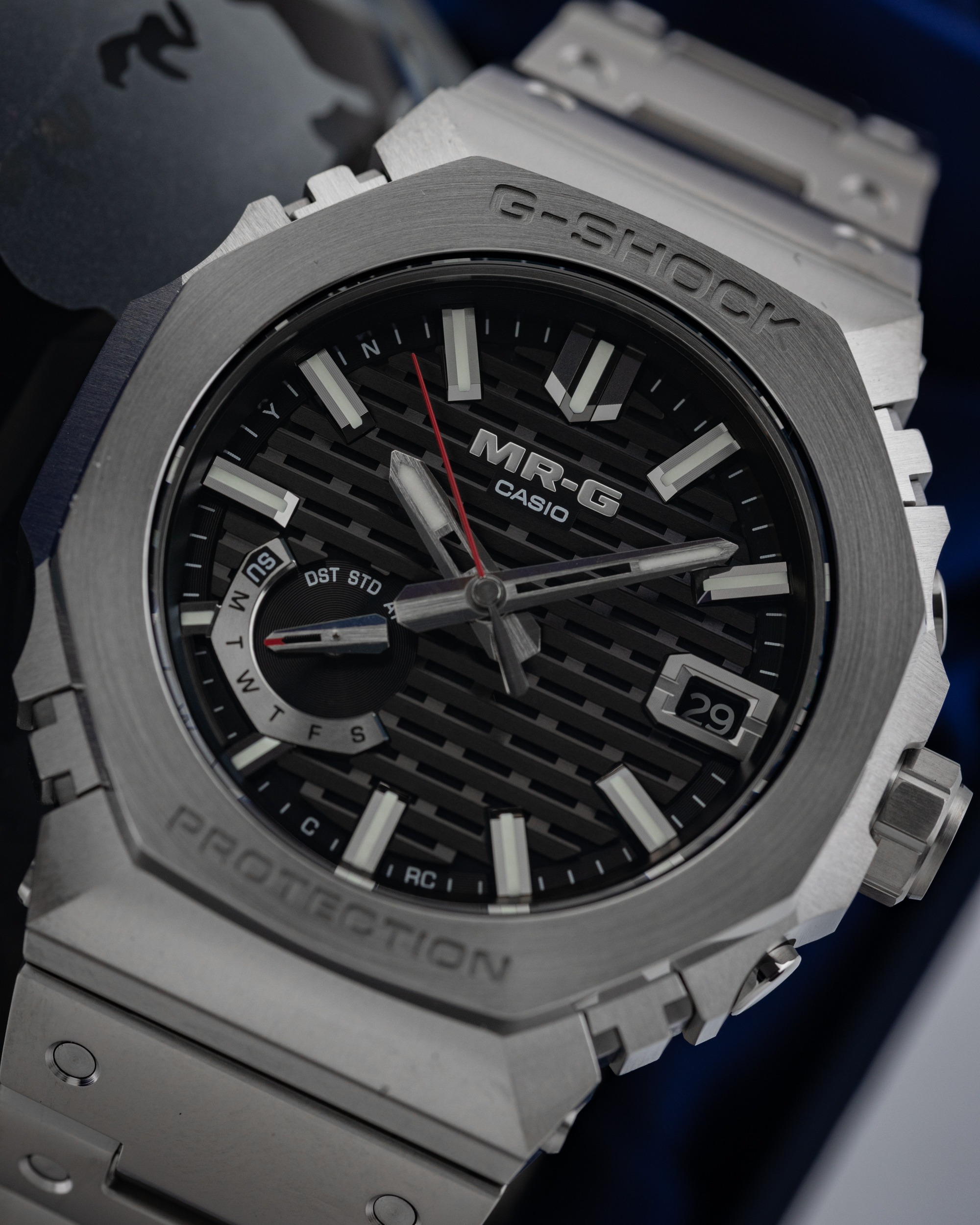 CASIO G-SHOCK MR-G MRGB2100D-1A