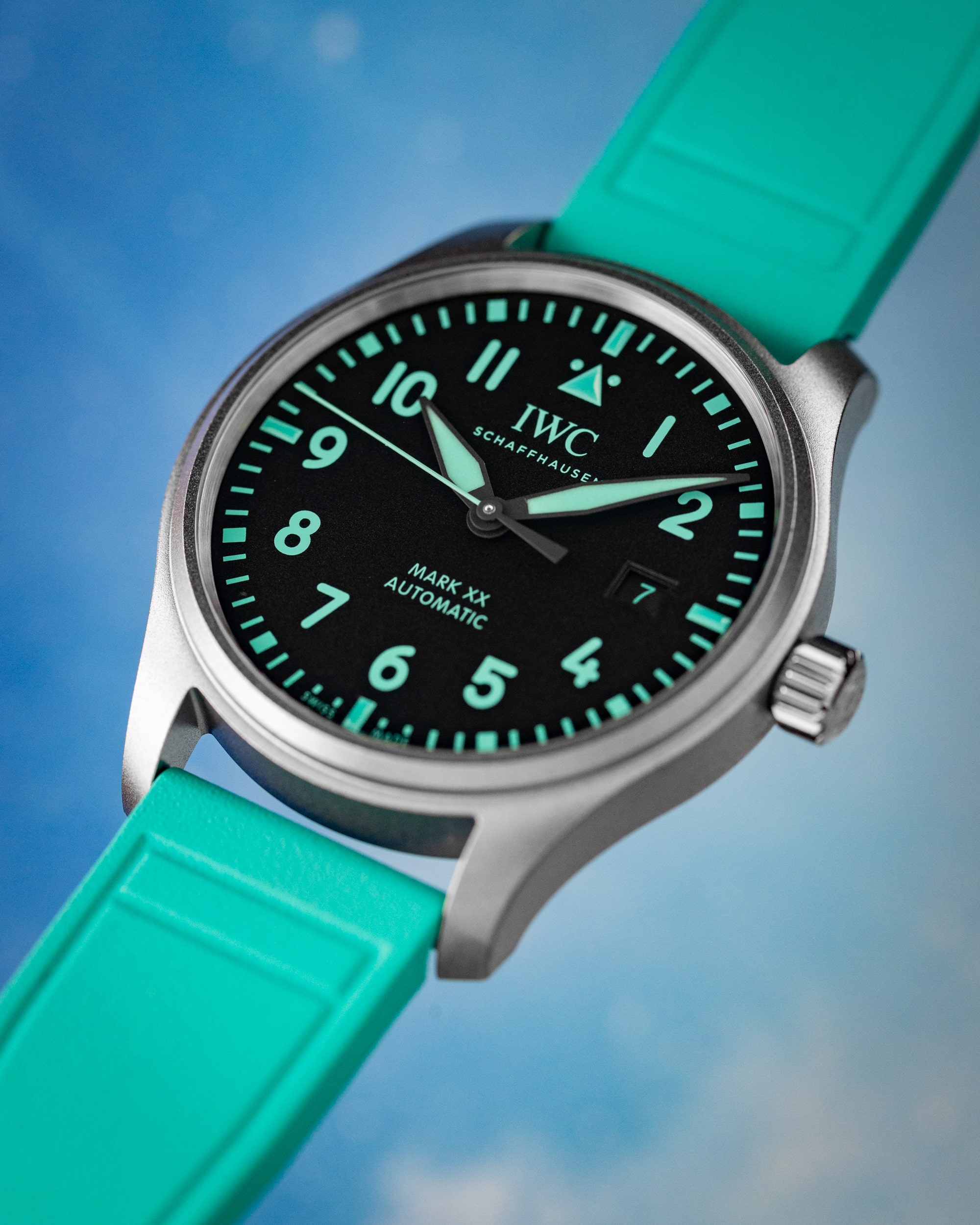IWC Pilot’s Watch Mark XX Mercedes-AMG PETRONAS Formula One™ Team IW328210 Hotlist