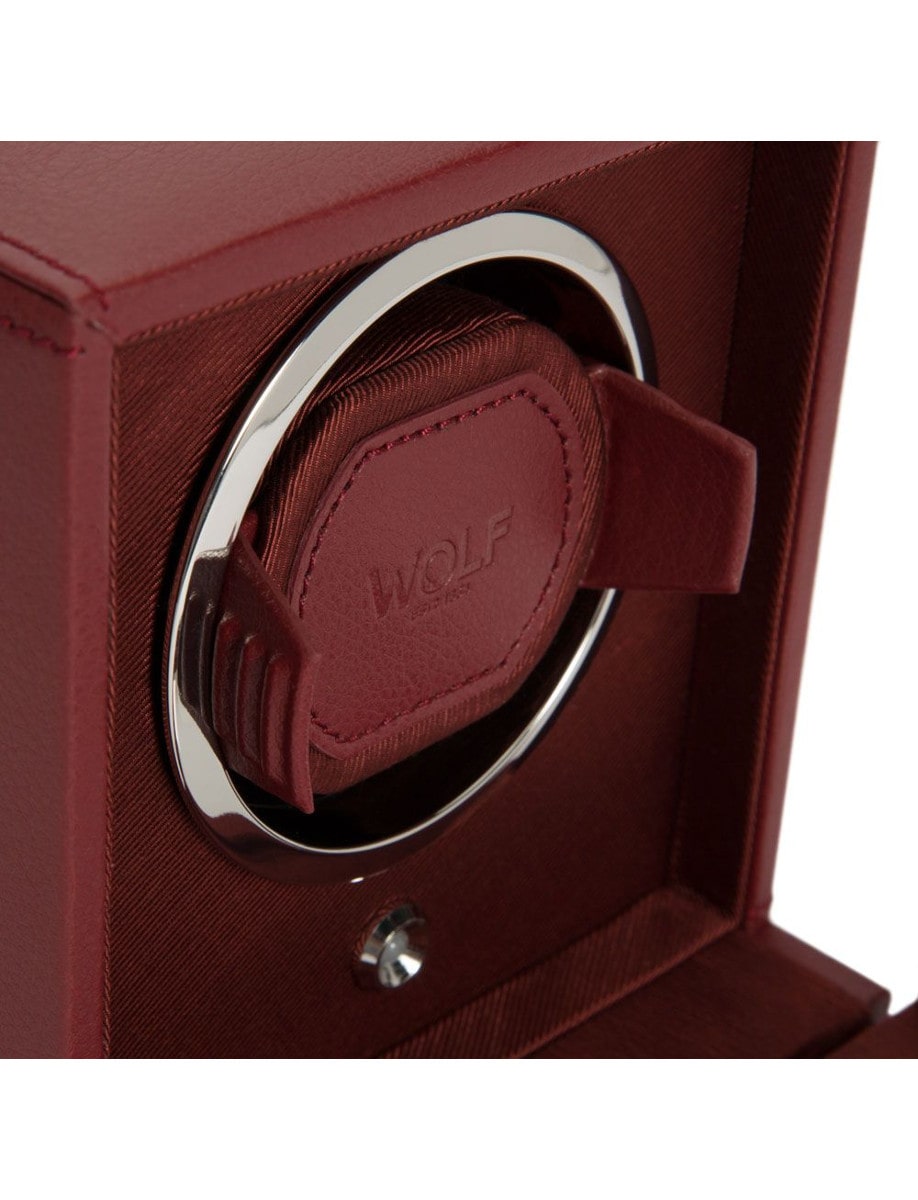 Wolf Cub Single Watch Winder with Cover 461126 front side