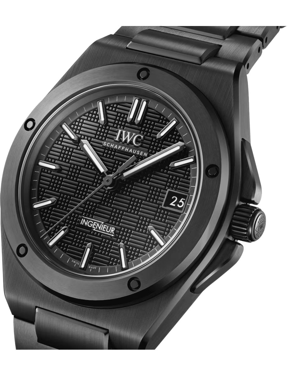 IWC Ingenieur Automatic 42 IW338903 dial