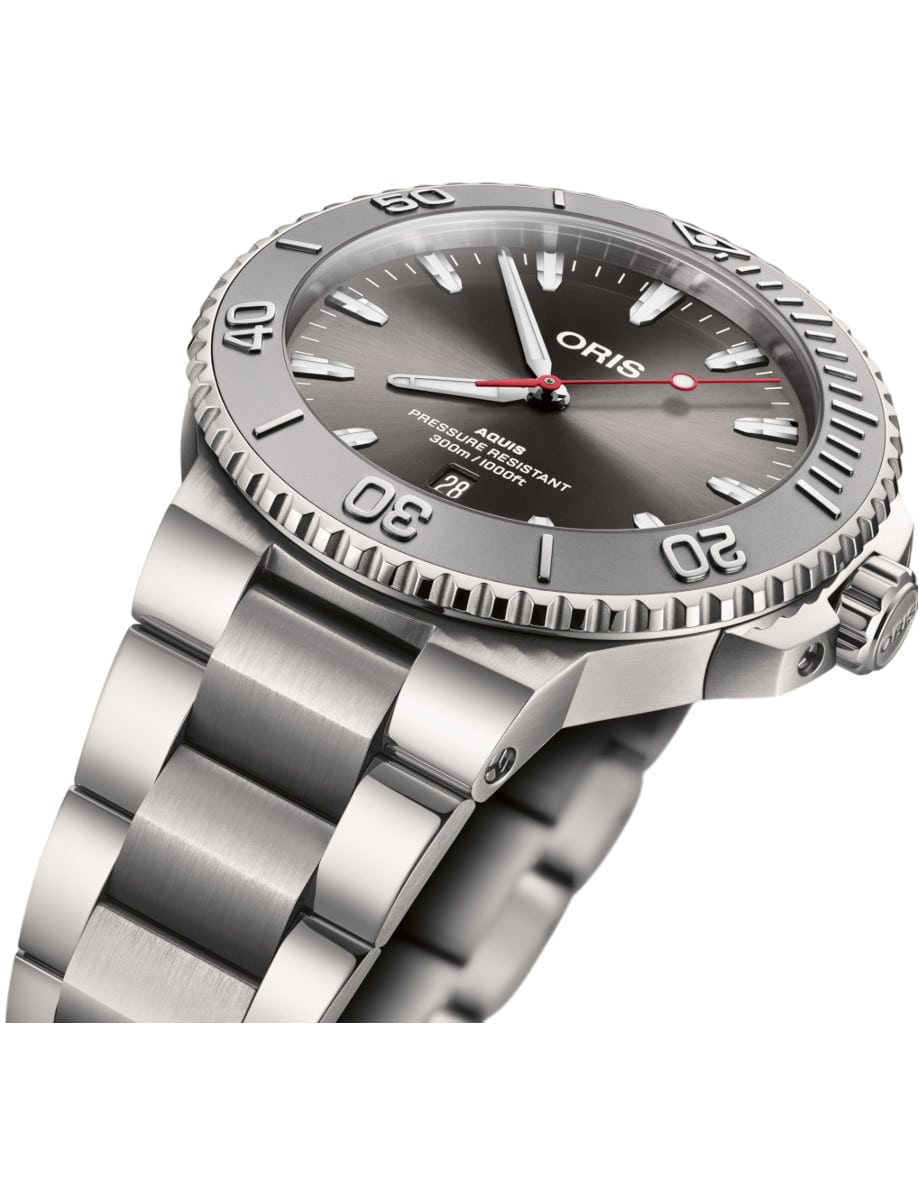 Oris Aquis Date Relief 01 733 7789 4153-07 8 23 04PEB Side2