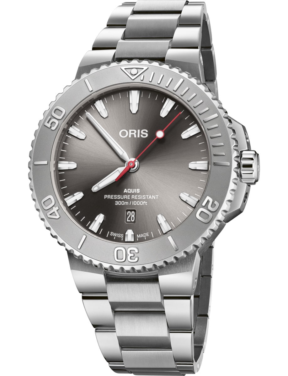Aquis Date Relief 43.50mm