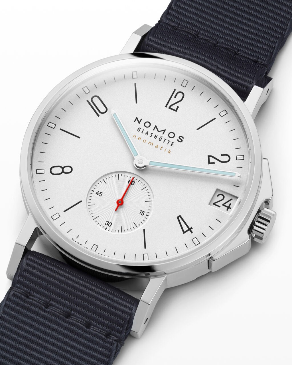NOMOS AHOI NEOMATIK 38 DATE