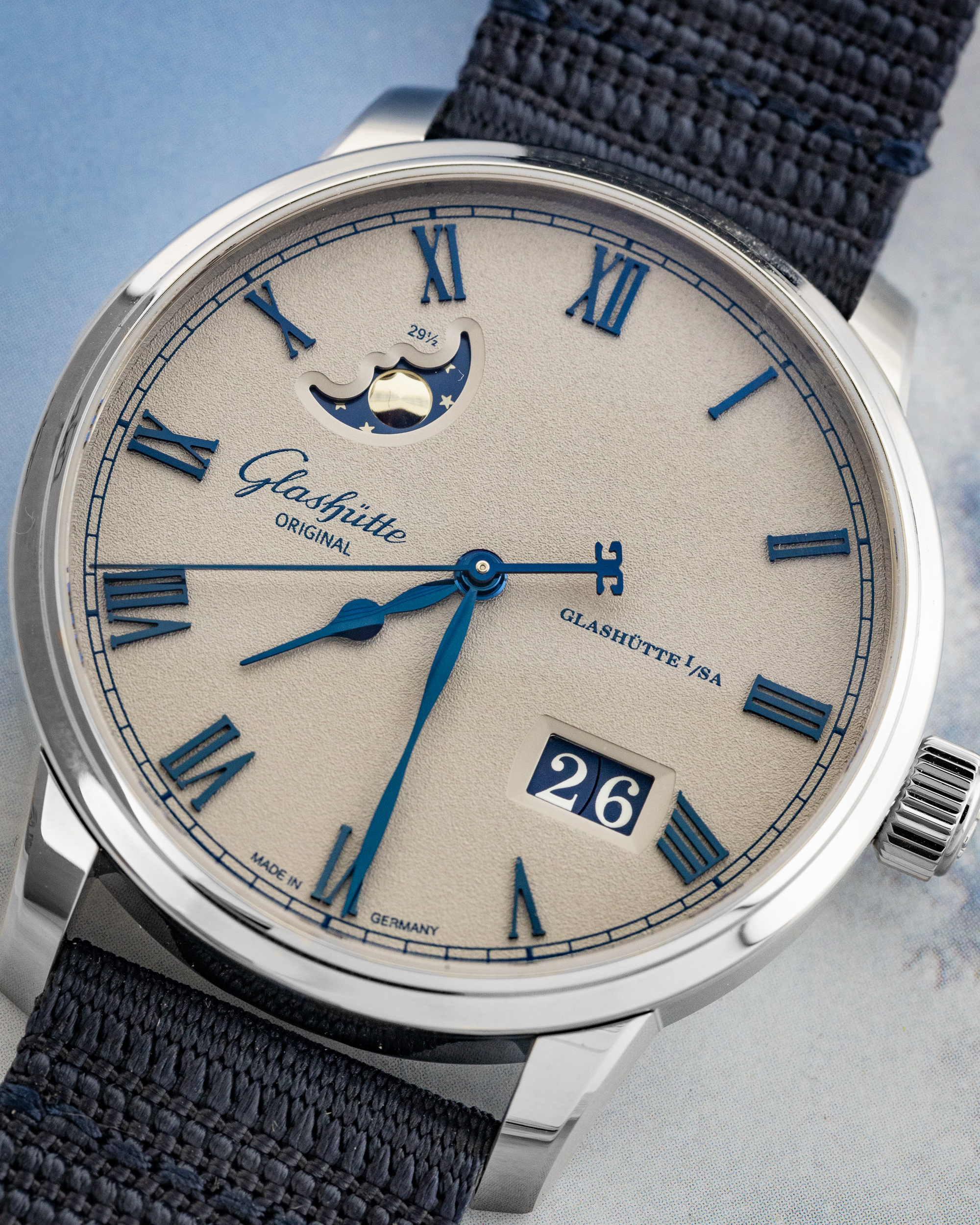 GLASHÜTTE ORIGINAL SENATOR EXCELLENCE PANORAMA DATE MOON PHASE
