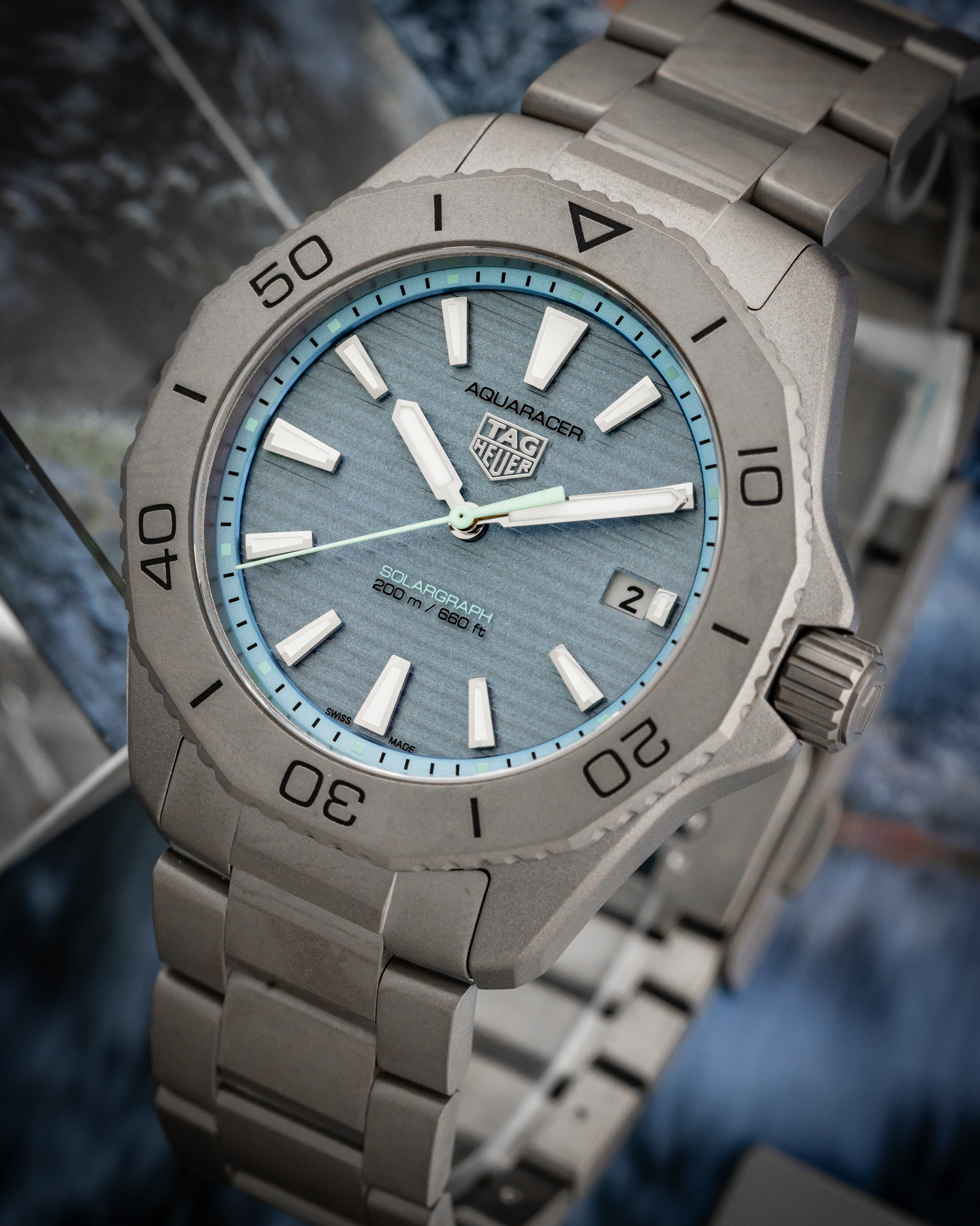 Tag Heuer Aquaracer Professional 200 Solargraph 