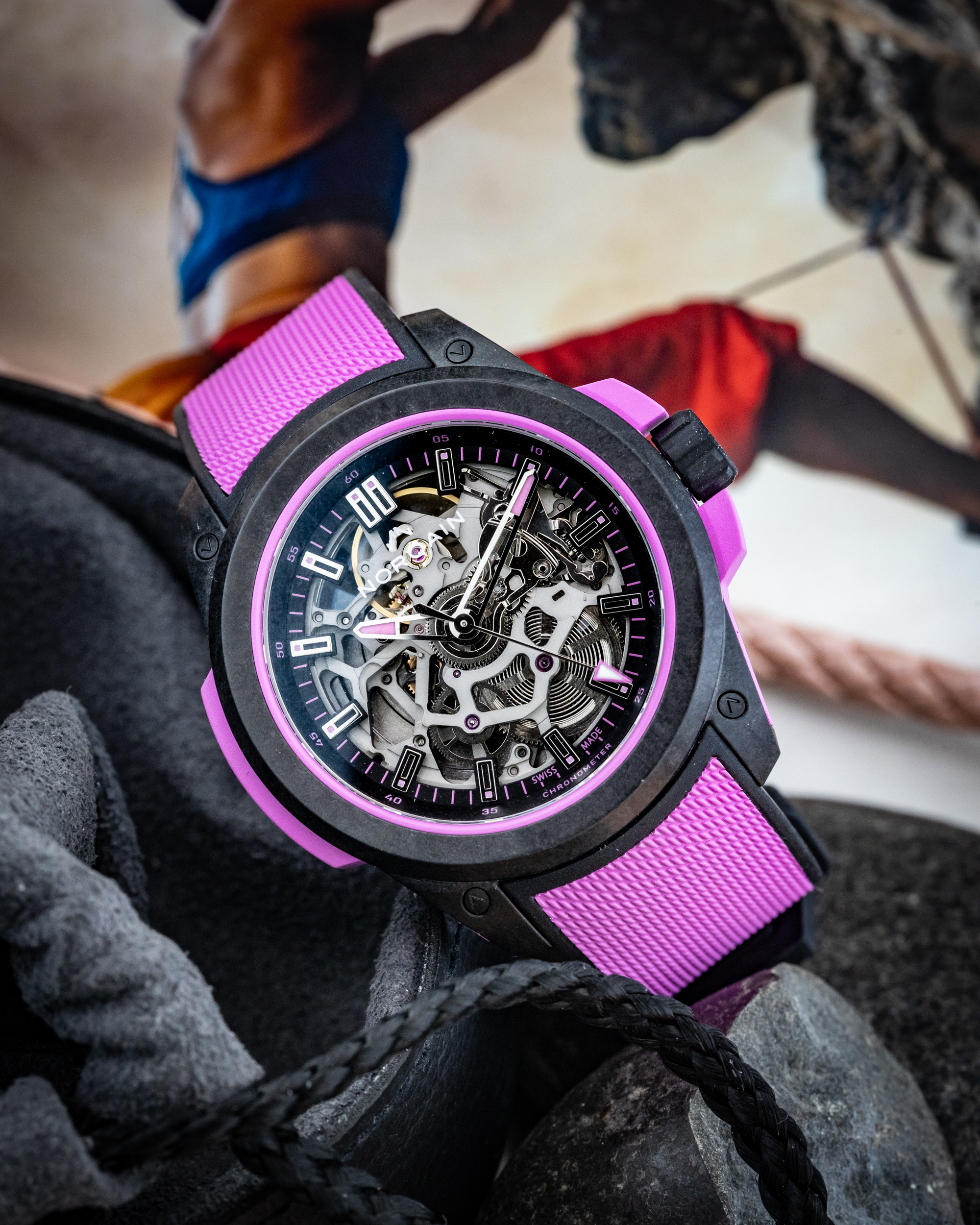 NORQAIN WILD ONE SKELETON HYPER PINK