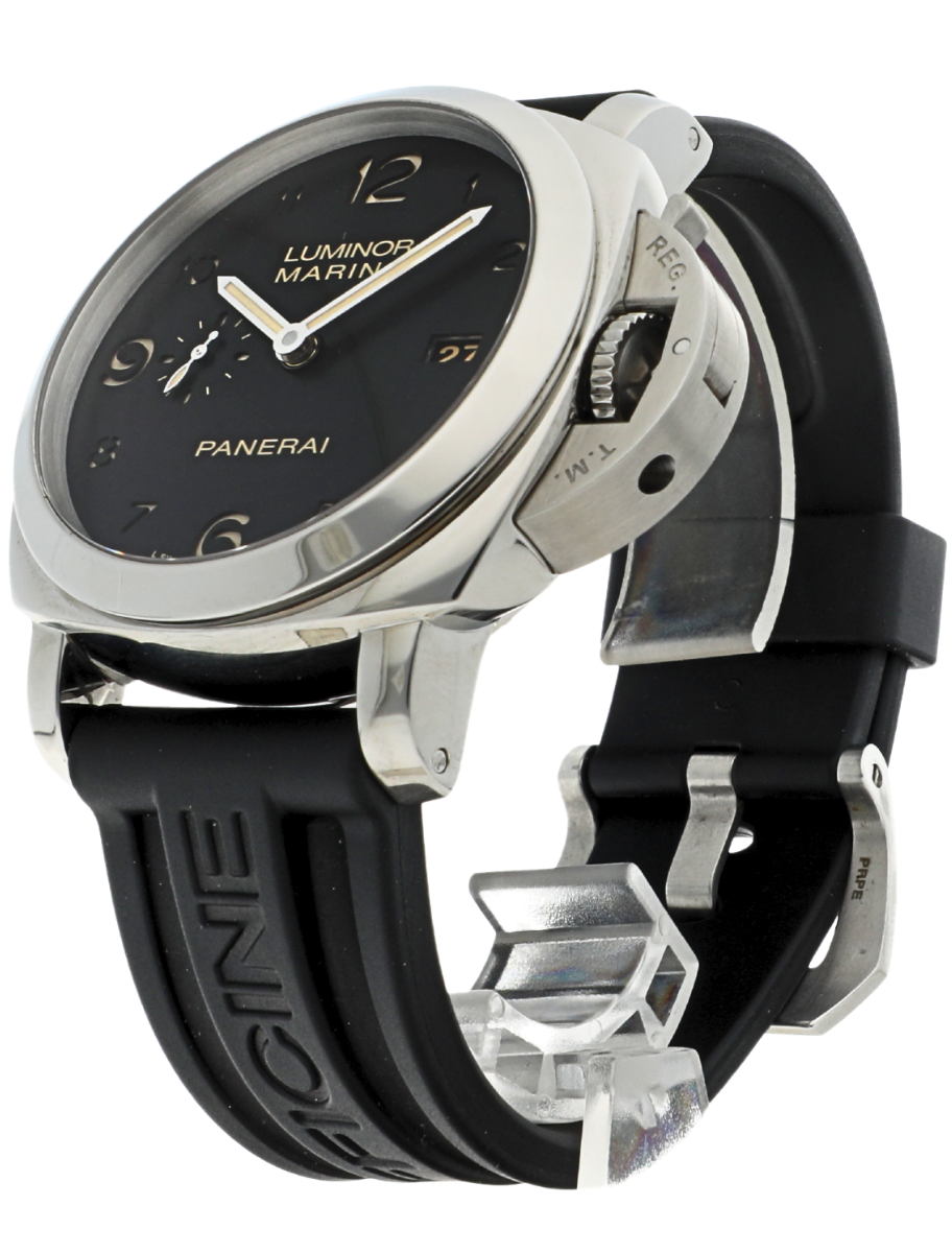 Panerai Luminor Marina angled front right view