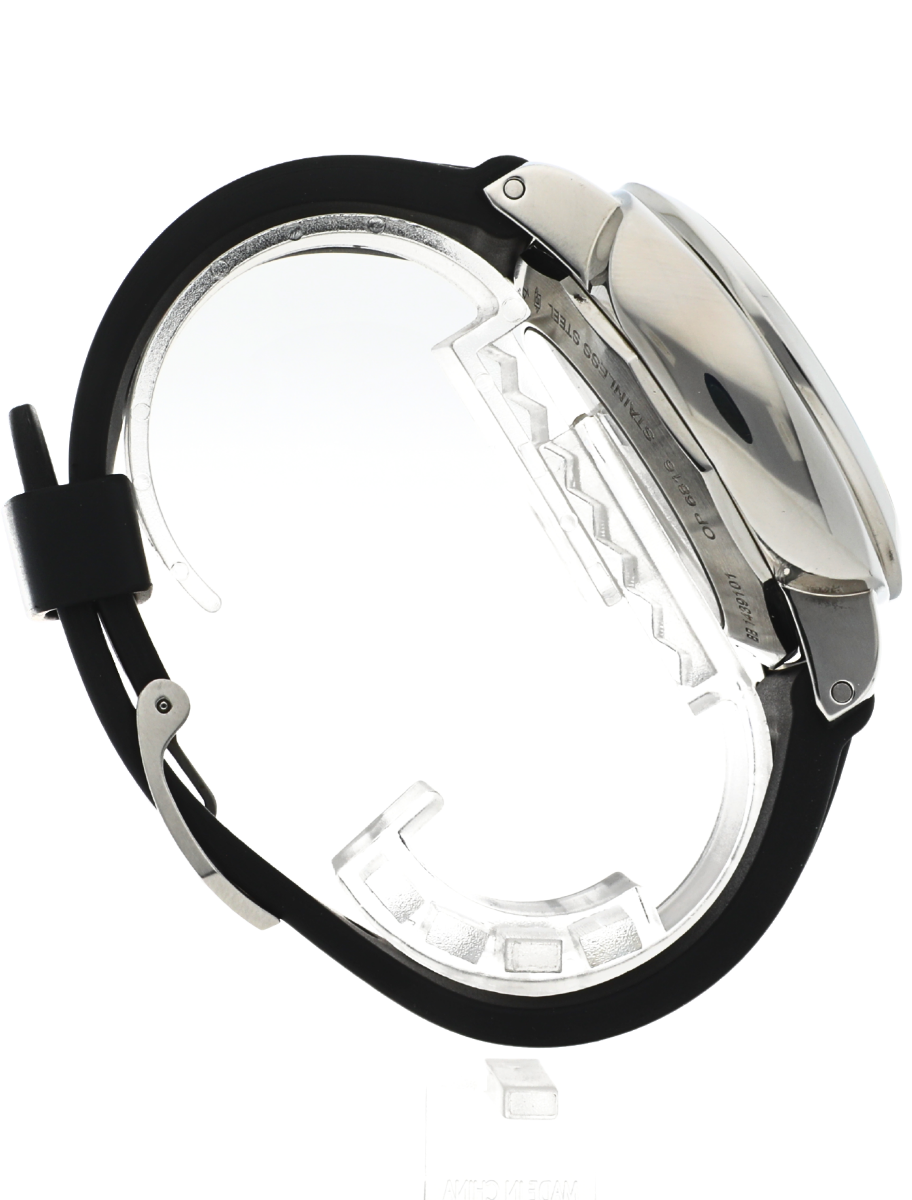 Panerai Luminor Marina left side view