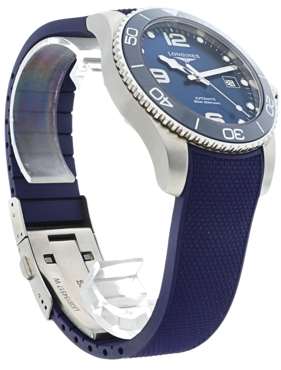 Longines Hydroconquest angled front left view