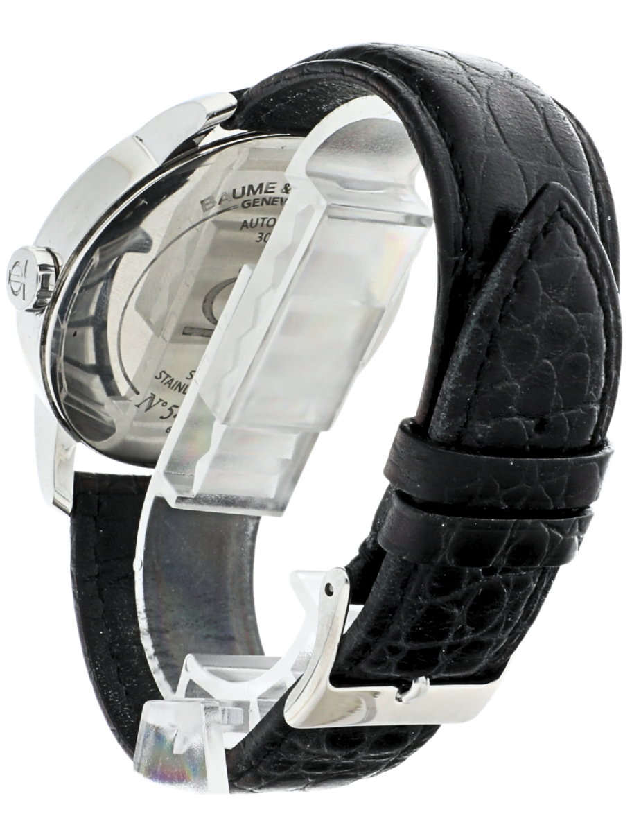 Baume & Mercier Classima GMT angled back right view