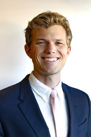 click to view bio of Kameron Vogt