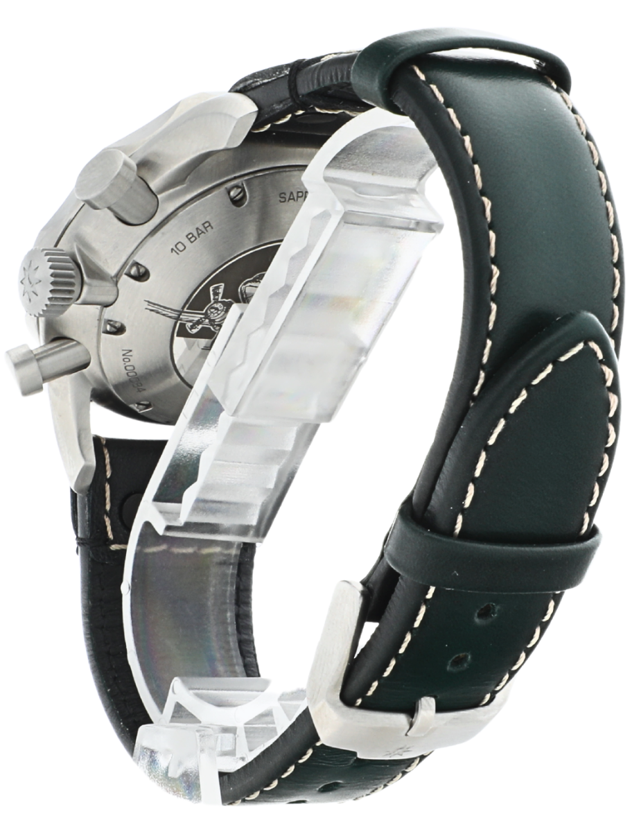 Junghans Pilot Chronoscope angled back right view