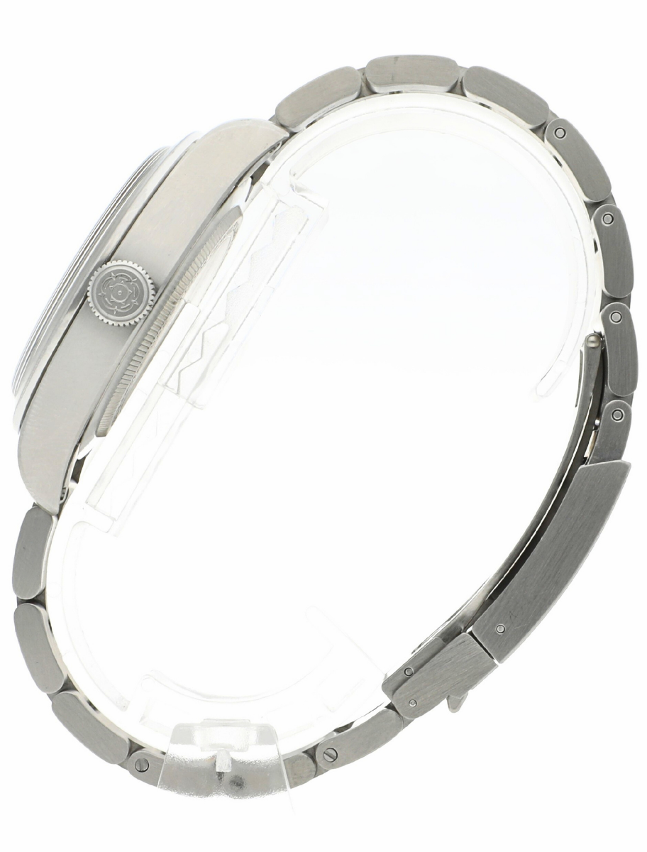 Tudor Ranger 39 right side view