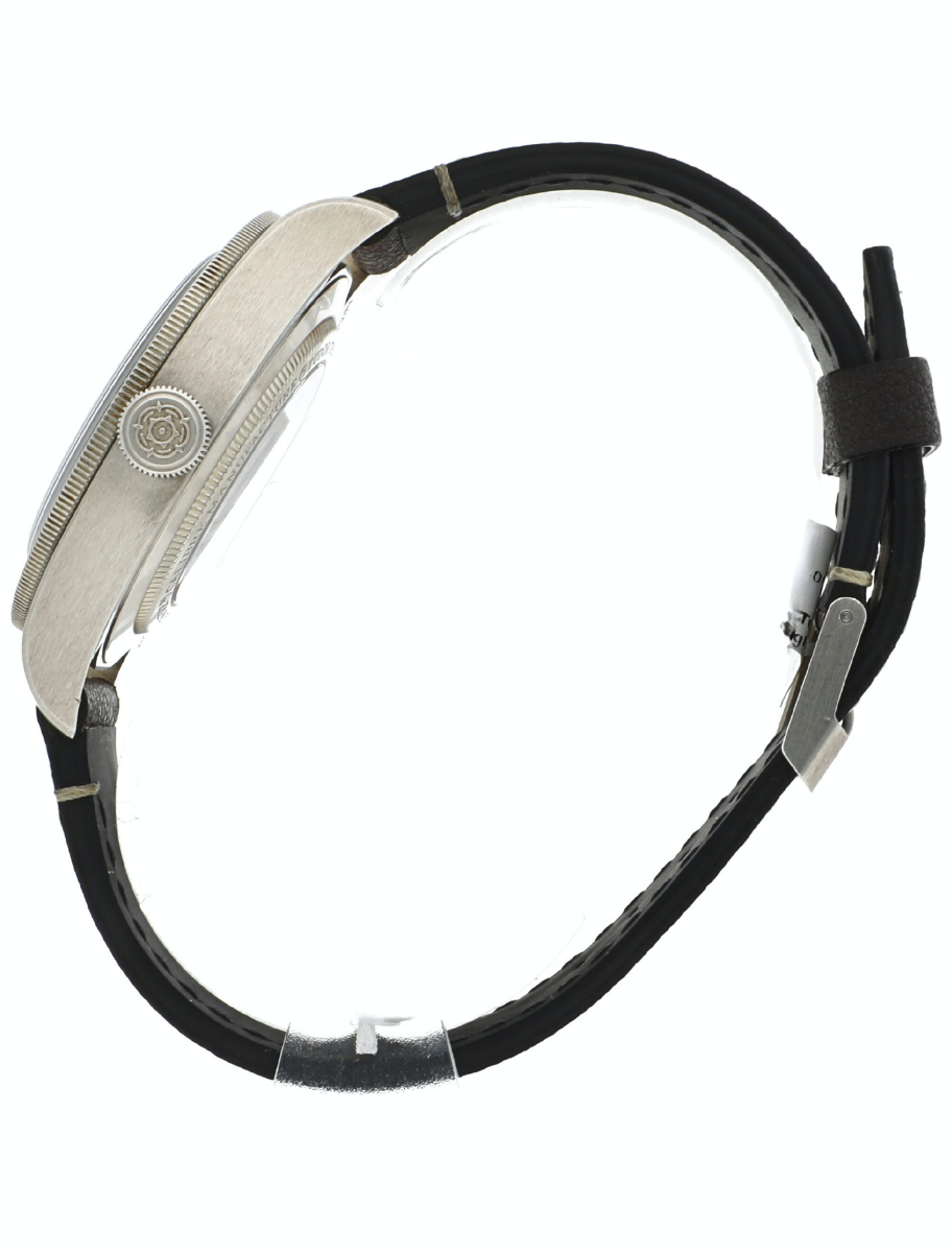 Tudor Black Bay 925 right side view