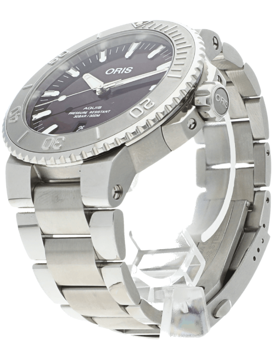 Front left side view of Pre-owned Oris wristwatch with stainless steel case and bracelet, and cherry red dial.