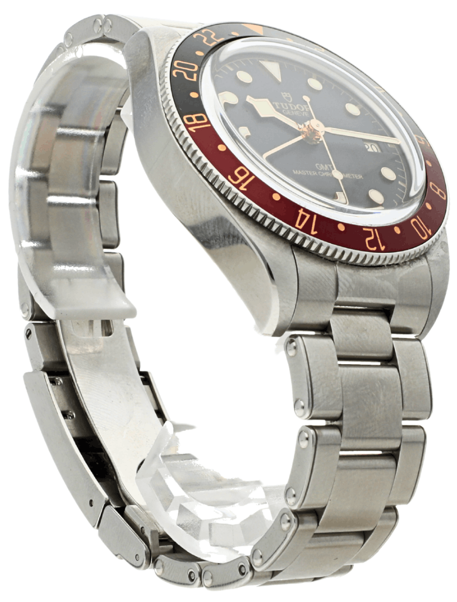 Front right side view of pre-owned Tudor wristwatch with stainless steel case and bracelet, and black dial.