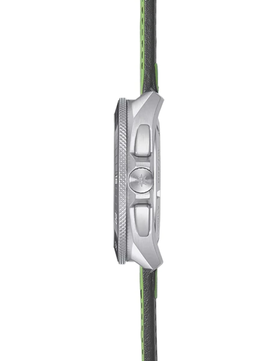 Side view of Junghans 1972 Chronoscope Sports Edition 2026 wristwatch with stainless steel case, matt green dial with white vertical double stripe, and green leather strap.