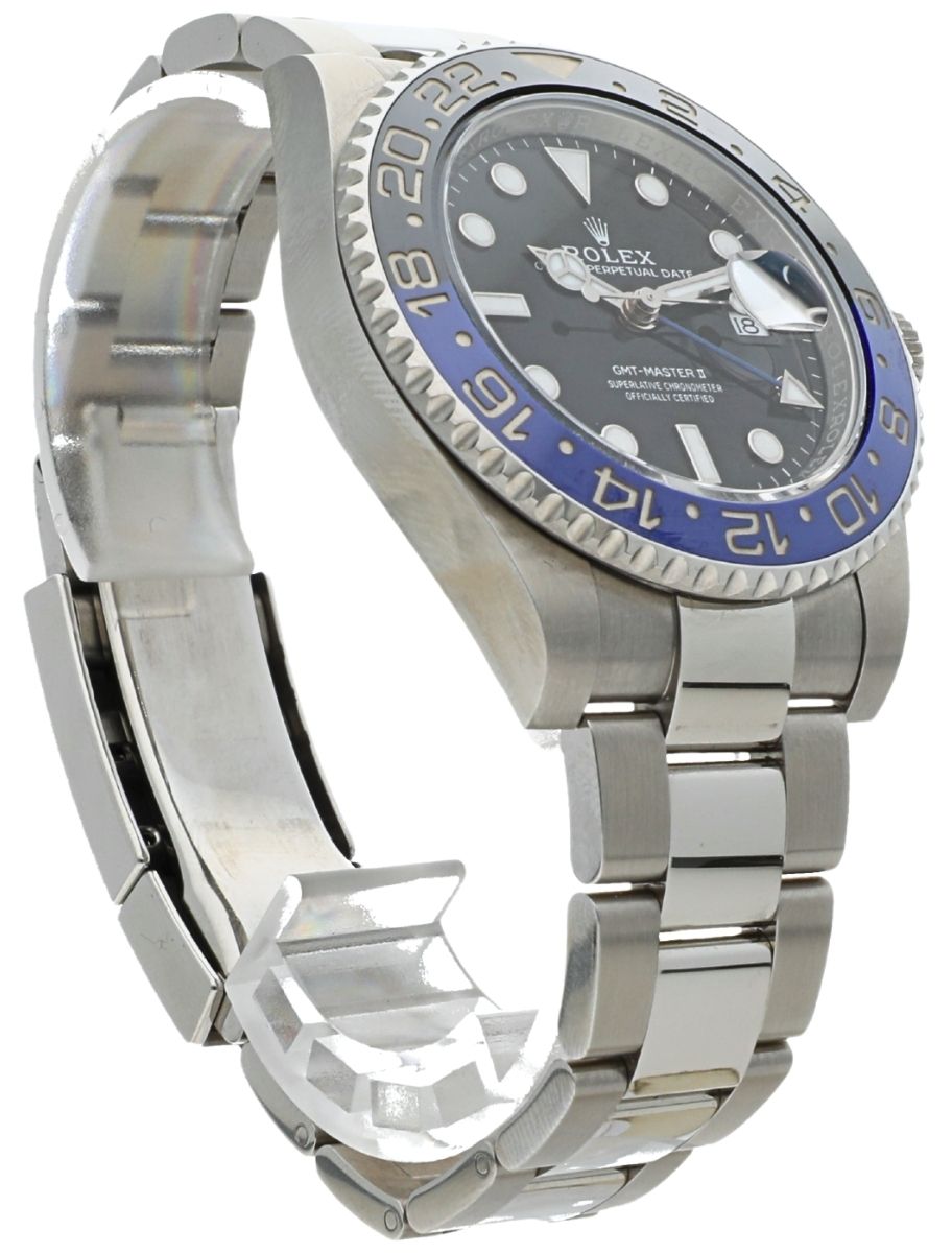 Front right view of Pre-Owned Rolex wristwatch with oystersteel case and bracelet and black dial