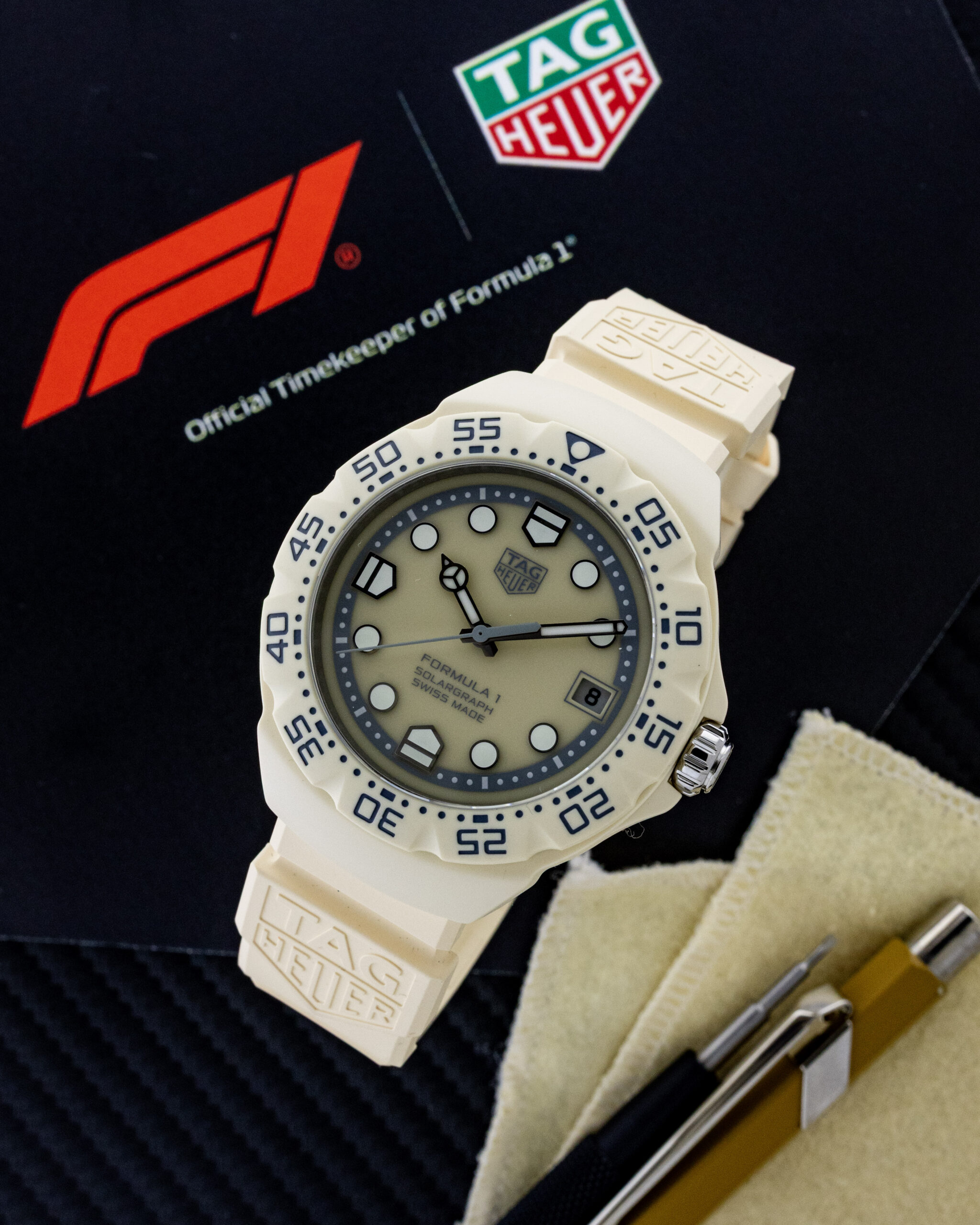 TAG HEUER F1 SOLARGRAPH