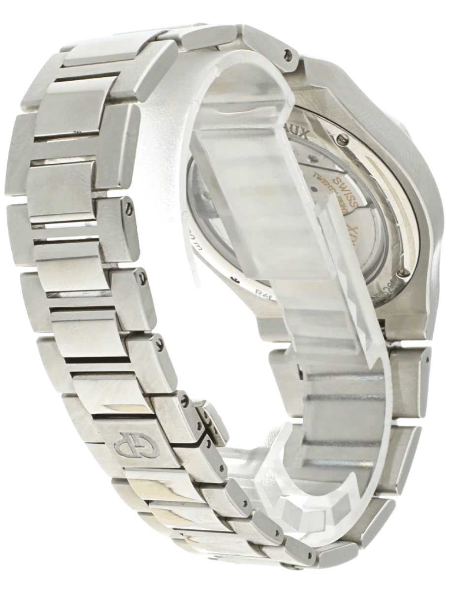 Back right side view of pre-owned Girard Perregaux Laureato wristwatch with stainless steel case and bracelet, and blue dial.
