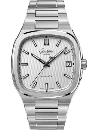 Glasshute Original stainless steel wristwatch with a silvern galvanized dial, stainless steel case and bracelet. | Feldmar Watch Co. Glasshute Original stainless steel wristwatch with a silvern galvanized dial, stainless steel case and bracelet.