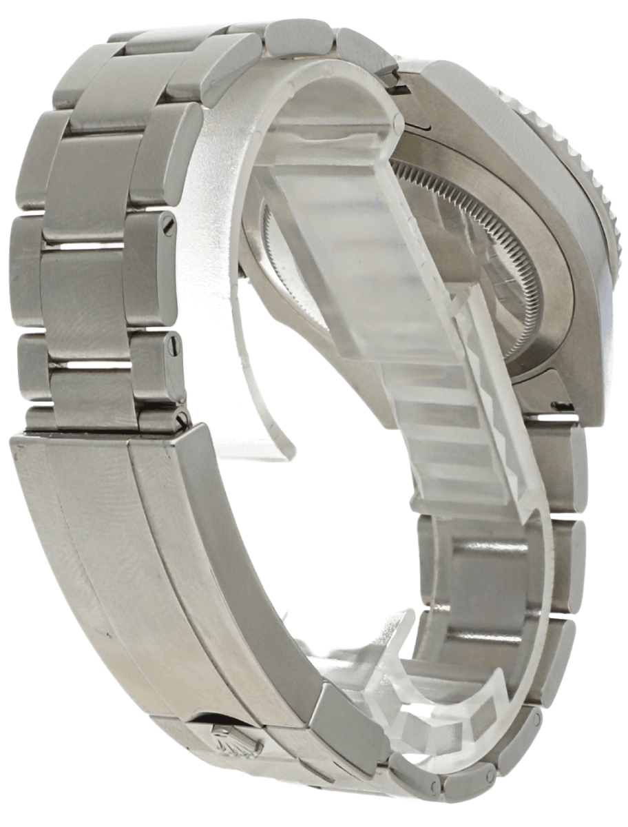 Back view of pre-owned Rolex Submariner wristwatch with oystersteel case and bracelet.