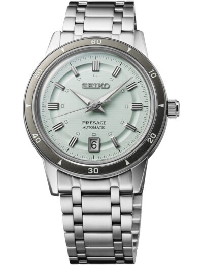 Seiko wristwatch with stainless steel case and bracelet and green dial